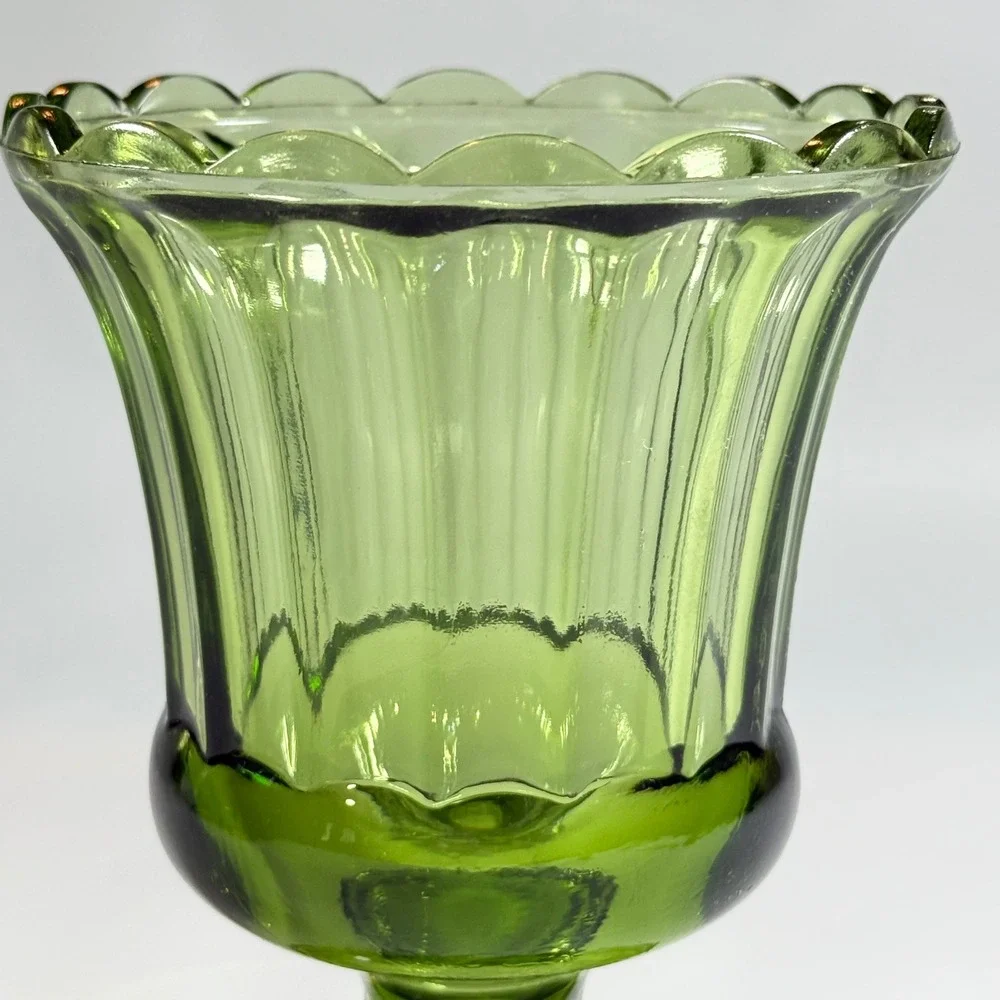 VTG Hazel-Atlas ATC50 Avocado Green Glass Ribbed Scalloped Footed Flower Vase 6